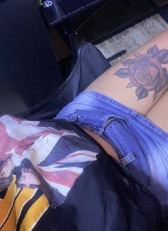 Mia Baylon - puta in Manila Photo 8 of 27