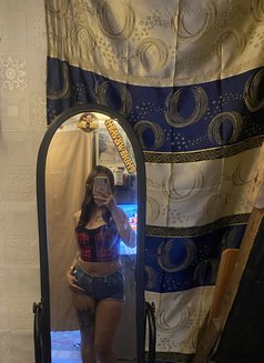 Mia Baylon - puta in Manila Photo 9 of 27