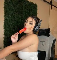 Mia - escort in Cairo