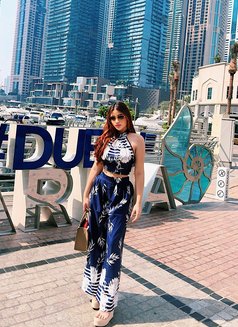 Mia - escort in Dubai Photo 5 of 10