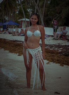 Mia - escort in Riyadh Photo 1 of 9