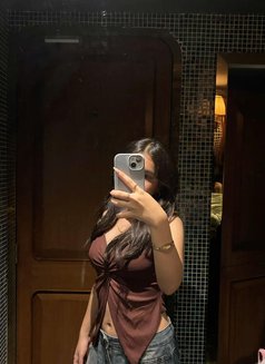 Mia - escort in Cairo Photo 2 of 2