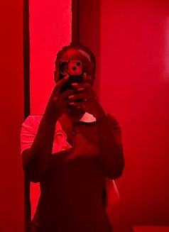 Mia - escort in Kampala Photo 1 of 5