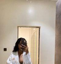 Mia - escort in Nairobi
