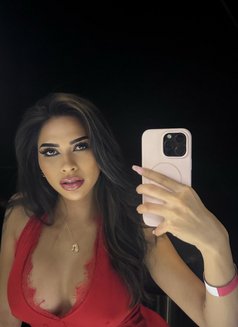 Mia - escort in Ho Chi Minh City Photo 1 of 5