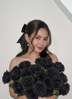 Liv - escort in Manila Photo 1 of 1