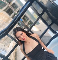 Mia - escort in Manila