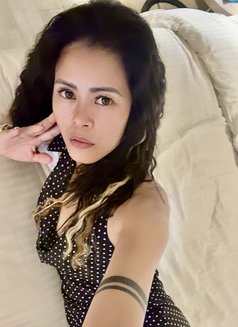 Mia - escort in Mumbai Photo 22 of 26