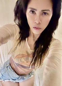 Mia - escort in Mumbai Photo 24 of 26