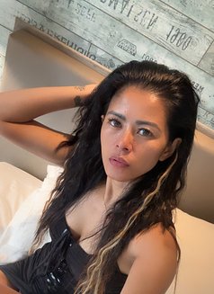 Mia - escort in Mumbai Photo 26 of 26