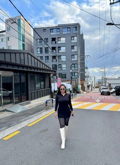 Mia - escort in Taipei Photo 6 of 10