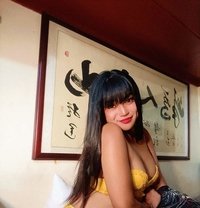 Fully Functional Vers - Transsexual escort in Macao Photo 1 of 21
