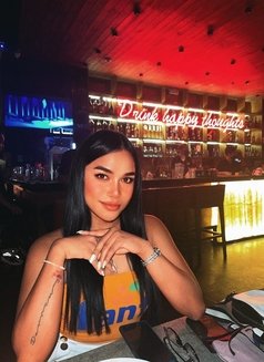 Mia Fox - Acompañantes transexual in Manila Photo 23 of 24