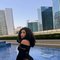Mia - puta in Dubai