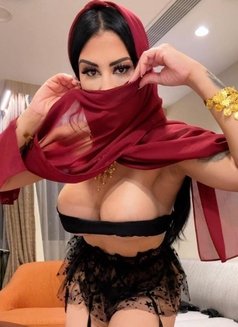 Mia Habibti Sexy French Arab Genie Model - escort in Singapore Photo 9 of 10