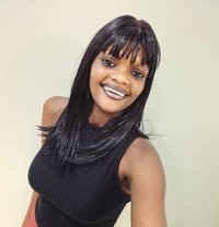 Mia Hot African - puta in Pune