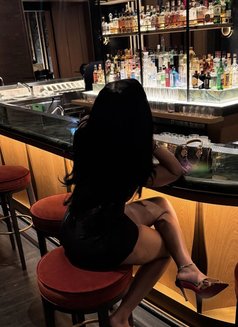 Mia -DFKGFE -Eroticmassage - escort in Dubai Photo 6 of 8