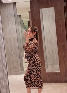 Mia - escort in Kuala Lumpur Photo 6 of 6
