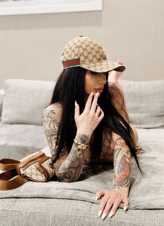 Mia Ink VIP - Business Bay - escort in Dubai Photo 3 of 7