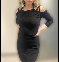 Mia Italian Therapist - masseuse in London