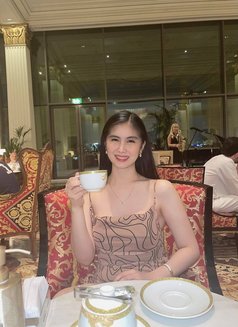 Mia - escort in Manila Photo 8 of 10