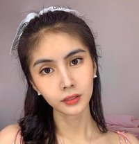 Mia - escort in Manila