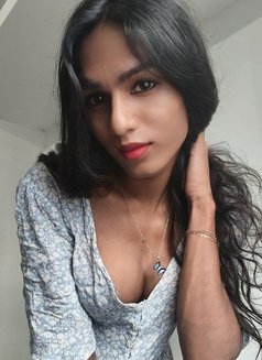 Hii I'm mistress Tina - Transsexual escort in Chennai Photo 3 of 8