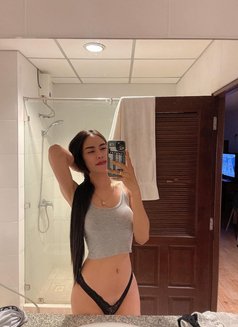 Mia Kandi - Transsexual escort in Khobar Photo 10 of 15