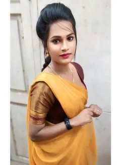 Mia Kavitha - escort in Vellore Photo 2 of 6