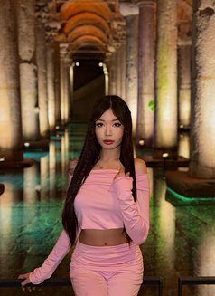 Mia - escort in Hong Kong Photo 13 of 14