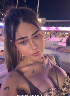 Mia Khalifaa - Transsexual escort in Bali Photo 5 of 7