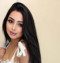 Naya - escort in Abu Dhabi Photo 3 of 5