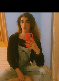 Mia - Acompañantes transexual in Beirut Photo 9 of 10