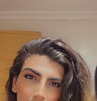 Mia - Transsexual escort in Beirut