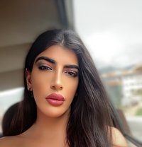Mia - Transsexual escort in Beirut