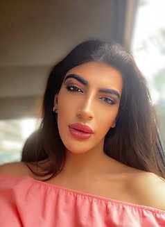 Mia - Acompañantes transexual in Beirut Photo 8 of 16