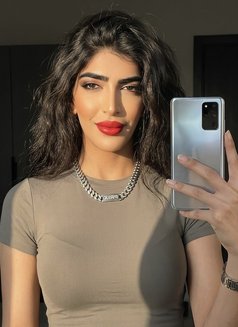 Mia - Acompañantes transexual in Beirut Photo 17 of 18