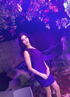 Mia - Transsexual escort in Beirut Photo 18 of 18