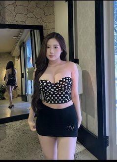 Mia Marry - escort in Belgrade Photo 5 of 6