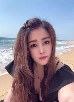 Mia Marry - puta in Belgrade Photo 5 of 14