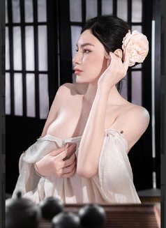 Mia Marry - puta in Belgrade Photo 11 of 14