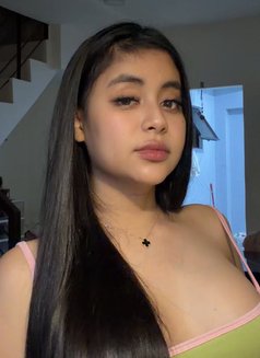 Mia - escort in Tokyo Photo 2 of 9