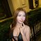 Mia Mi Ya Bi88 - Acompañantes transexual in Bangkok Photo 2 of 9