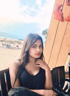 Sia menon - Transsexual escort in Bangalore Photo 6 of 9