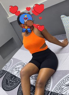 Mia - escort in Gurgaon Photo 3 of 5