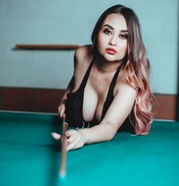 Mia Sexy - puta in Dubai