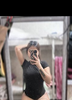 Mia Petite Girl Available For Meet & Cam - puta in Manila Photo 1 of 19