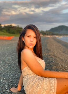 Mia Smith - masseuse in Boracay Photo 7 of 10