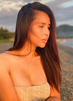 Mia Smith - masseuse in Boracay Photo 9 of 10