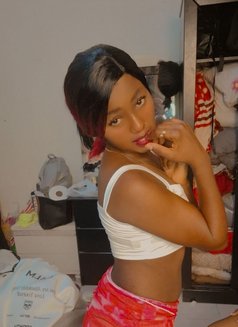 Mia - escort in Riyadh Photo 3 of 3